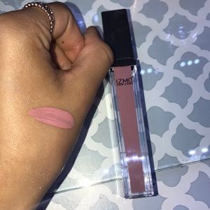 Matte lipstick
